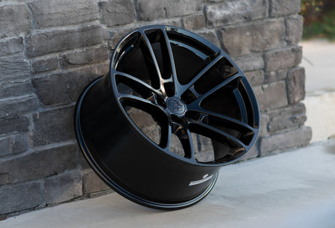 OE Wheels DG23 Lifestyle Photos