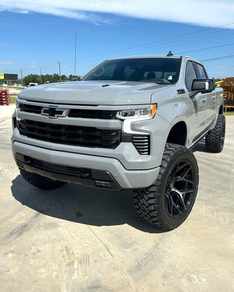 ’24 Chevrolet Silverado on 24x12 4P06 4PLAY Wheels, 37 inch tires, 7” BDS lift, by Woody Folsom Customs