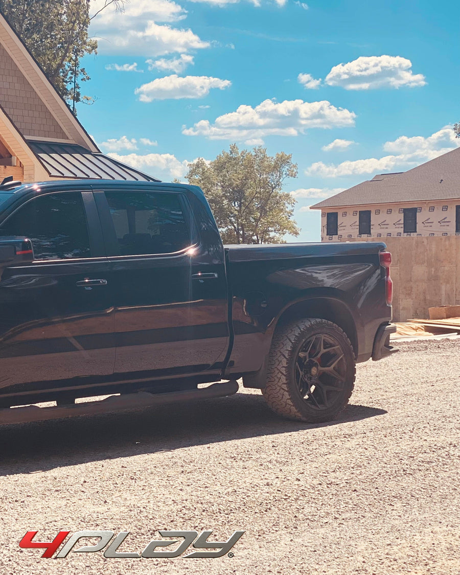 4PLAY WHEELS CHEVROLET SILVERADO 1500 4P06 GEN3 SERIES 22X10 33X12.5X22 TIRE