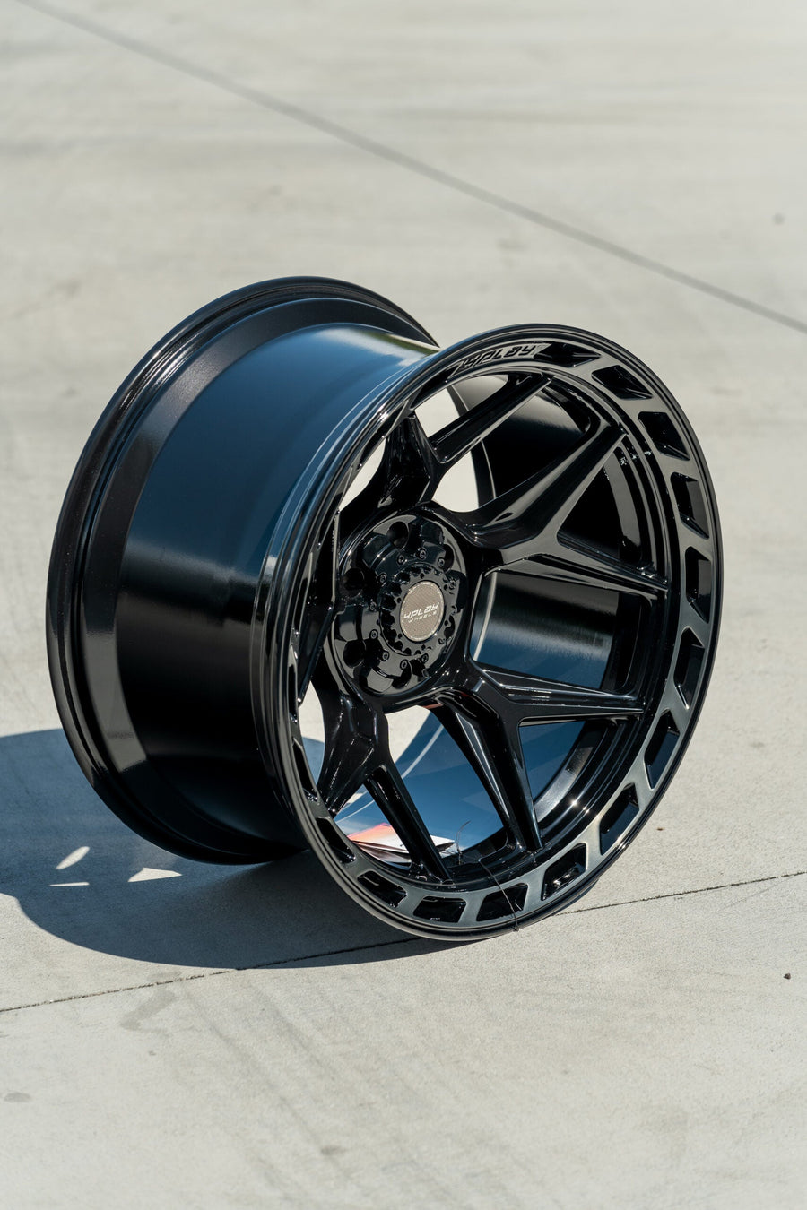 4PLAY WHEELS TRUCK RIMS 4P55 G3 22X12 BEAUTY SHOTS