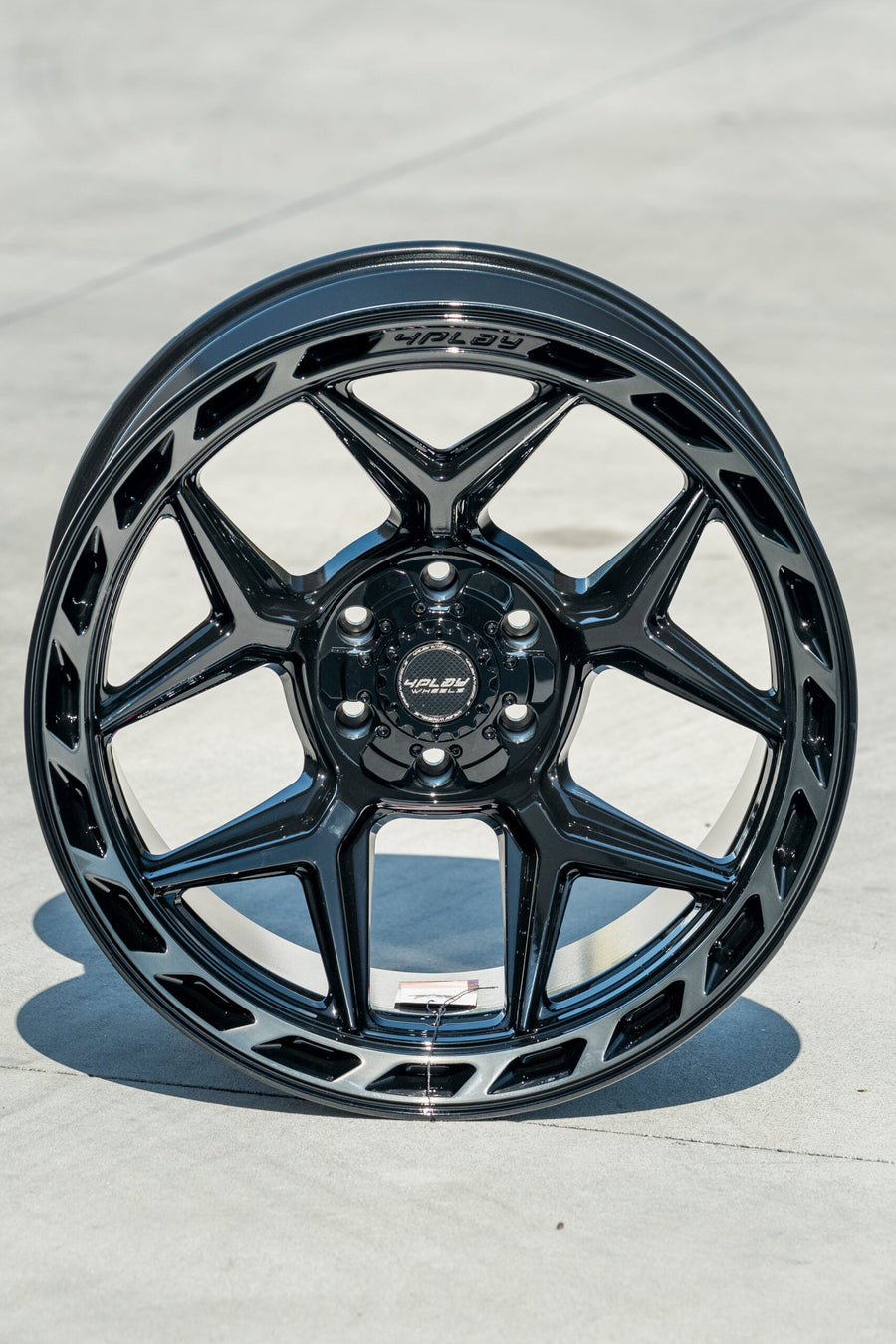 4PLAY WHEELS TRUCK RIMS 4P55 G3 22X12 BEAUTY SHOTS