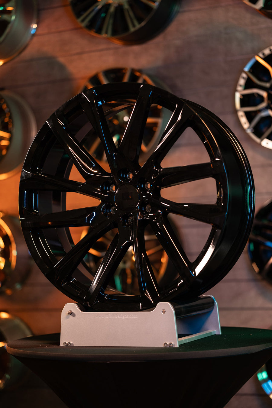 OE Wheels CA90 Lifestyle Photos