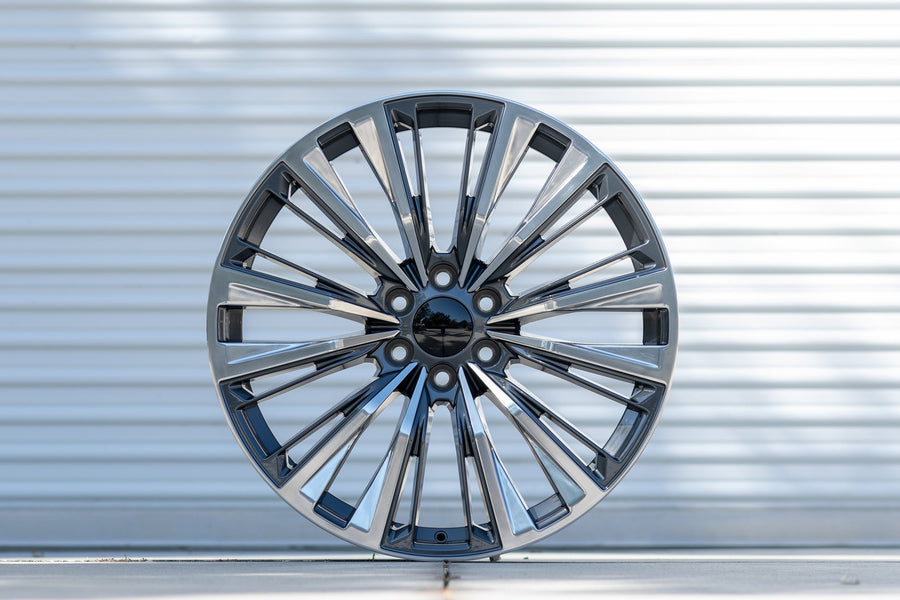 OE Wheels CA93 Lifestyle Photos