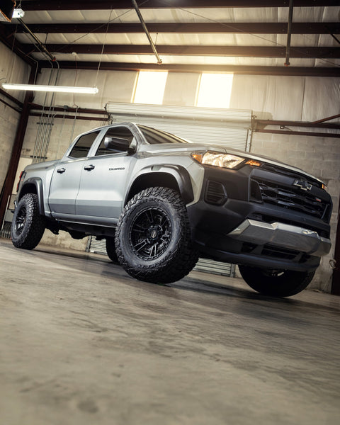 Chevrolet Colorado Trail Boss 4PLAY Wheels S01 17x9 Rims 285x75x17 Falken Wildpeak Tires Stock Suspension