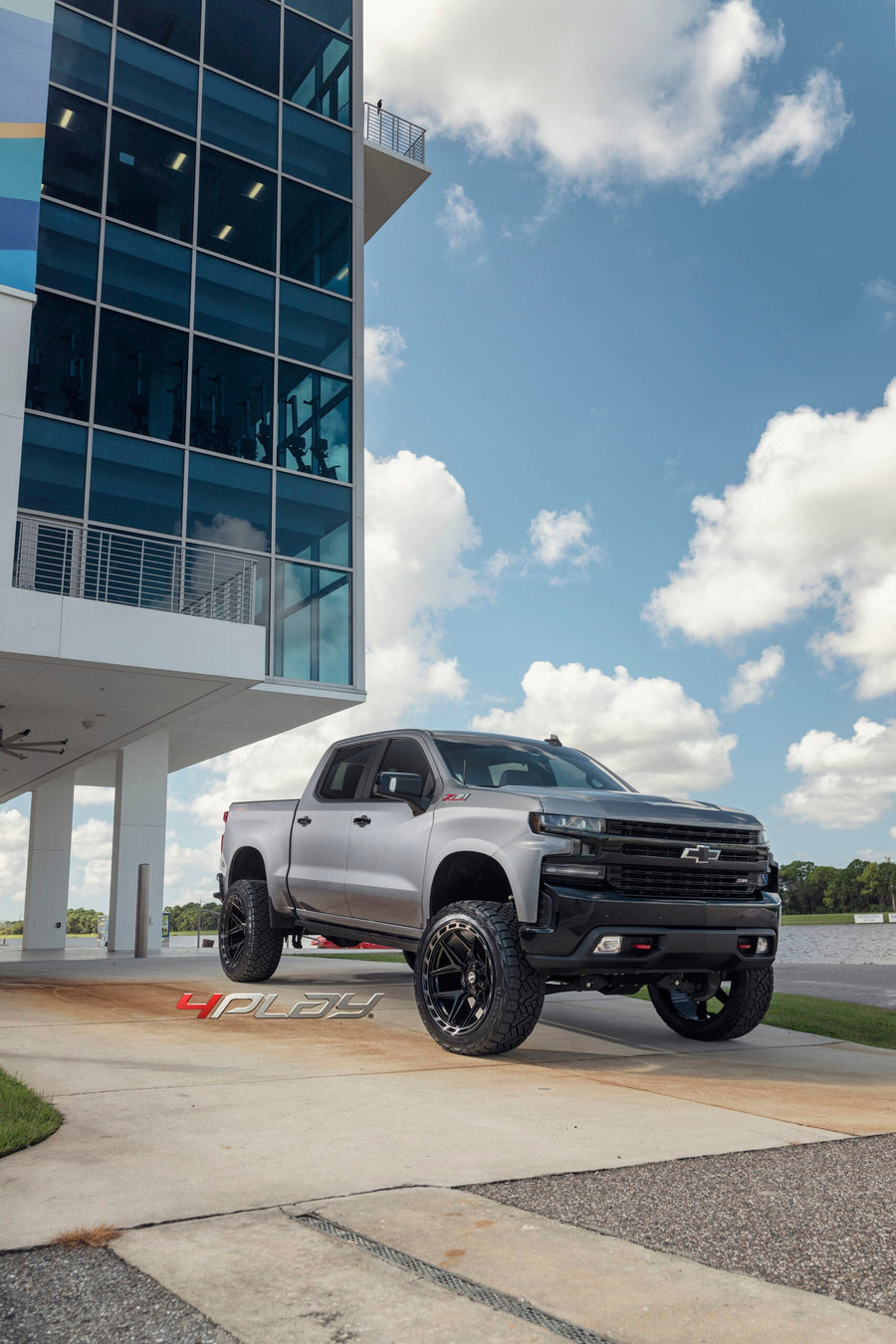 CHEVROLET SILVERADO 4PLAY WHEELS 4P55 24X12 35X12.5X24 NITTO TIRES