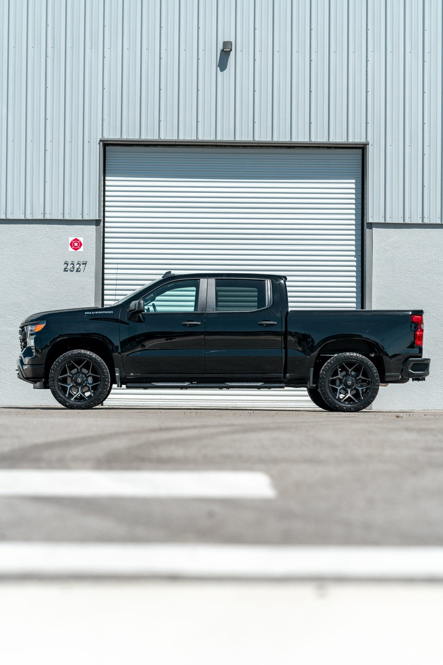 CHEVROLET SILVERADO 4PLAY WHEELS RIMS 4P06 22X10 285X50X22 TOYO TIRES