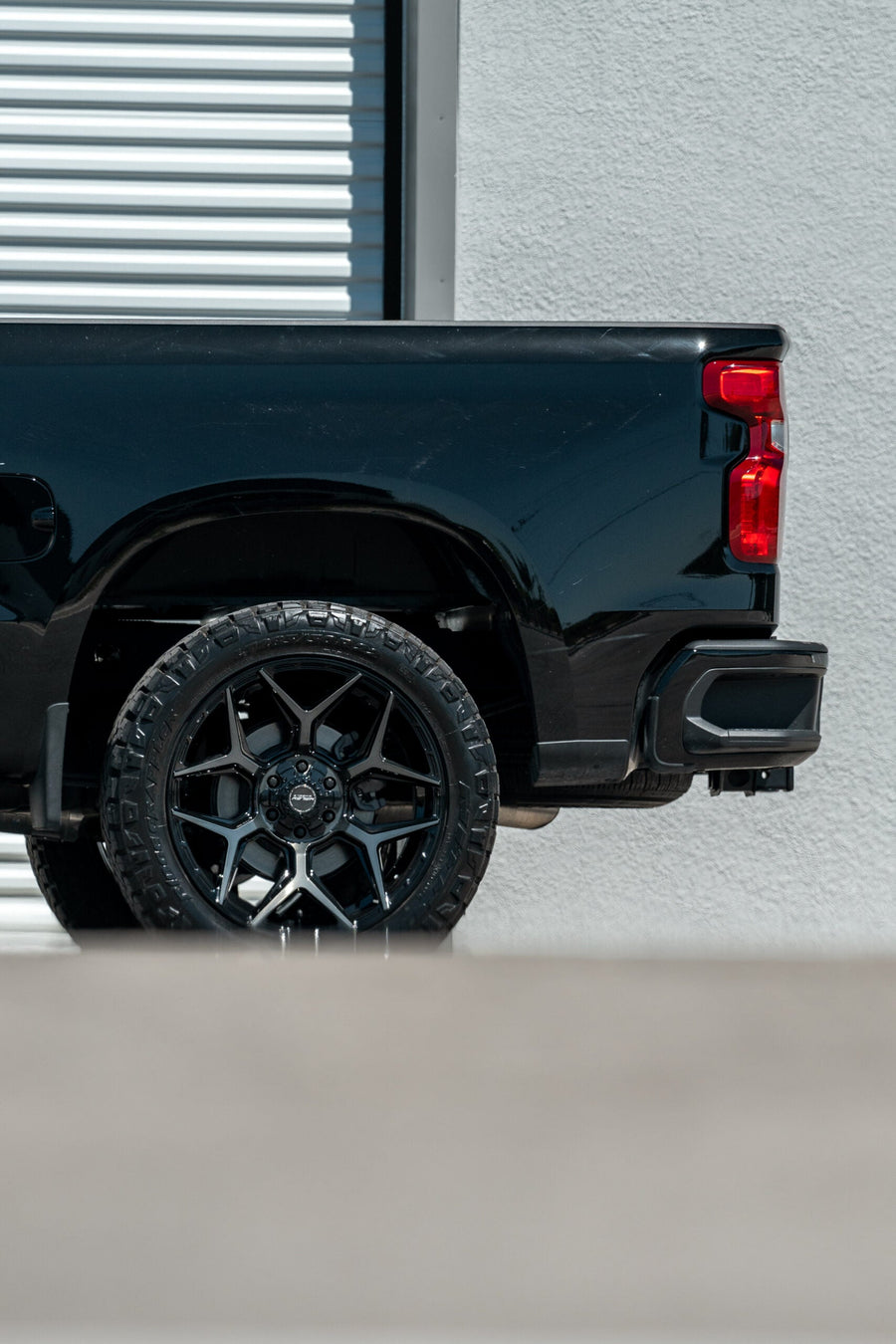 CHEVROLET SILVERADO 4PLAY WHEELS RIMS 4P06 22X10 285X50X22 TOYO TIRES
