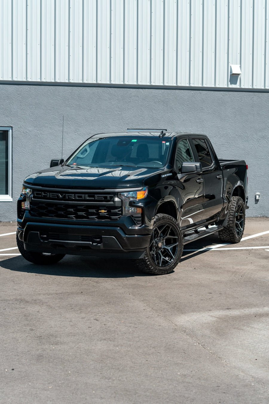 CHEVROLET SILVERADO 4PLAY WHEELS RIMS 4P06 22X10 285X50X22 TOYO TIRES