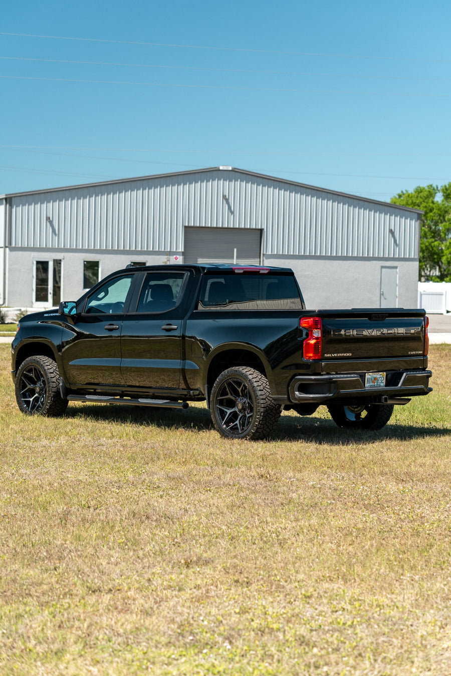 CHEVROLET SILVERADO 4PLAY WHEELS RIMS 4P06 22X10 285X50X22 TOYO TIRES