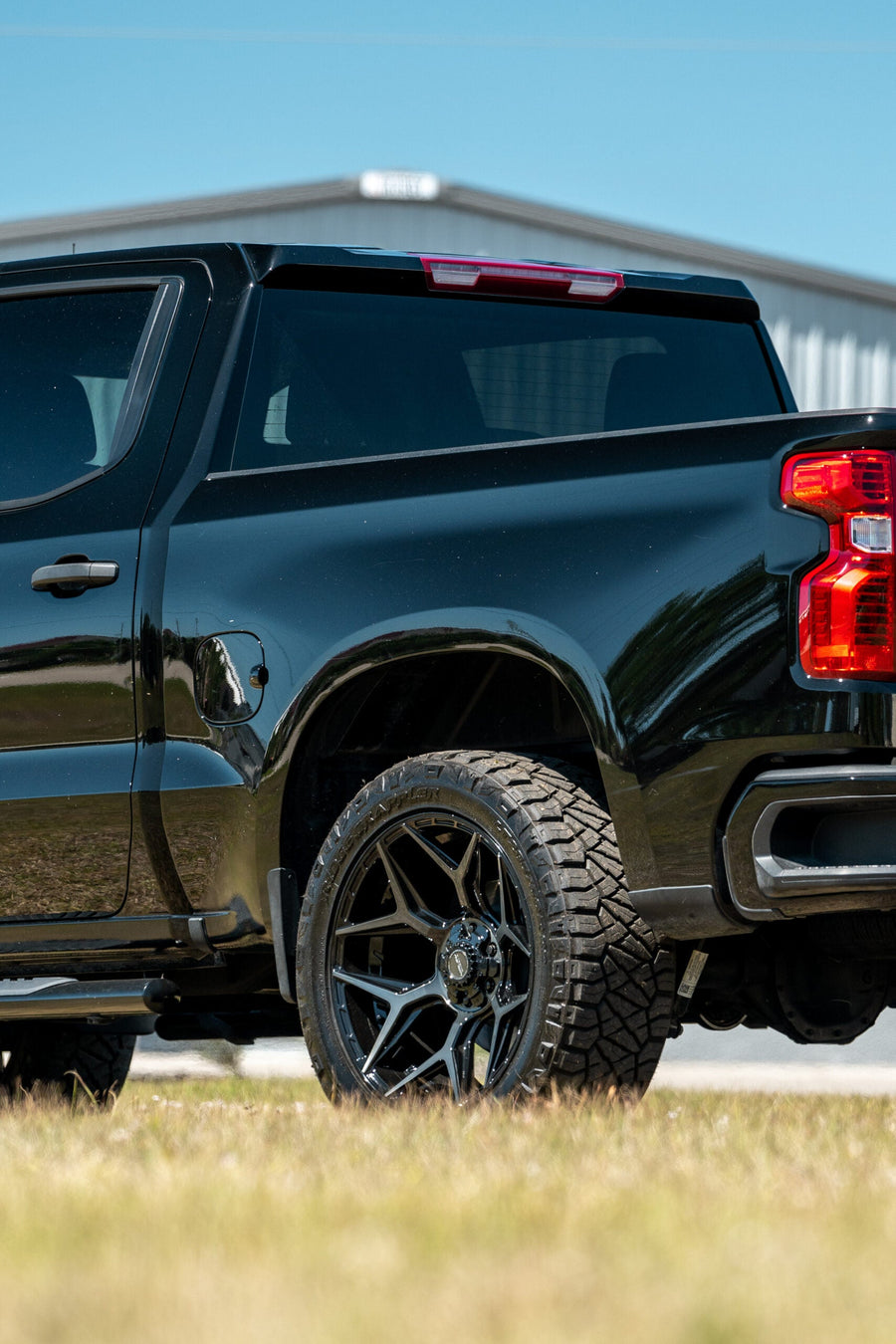 CHEVROLET SILVERADO 4PLAY WHEELS RIMS 4P06 22X10 285X50X22 TOYO TIRES
