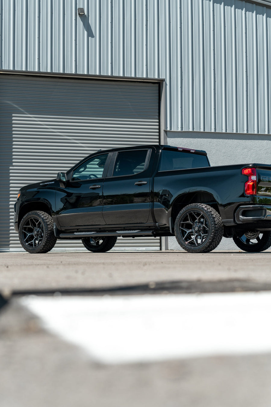 CHEVROLET SILVERADO 4PLAY WHEELS RIMS 4P06 22X10 285X50X22 TOYO TIRES