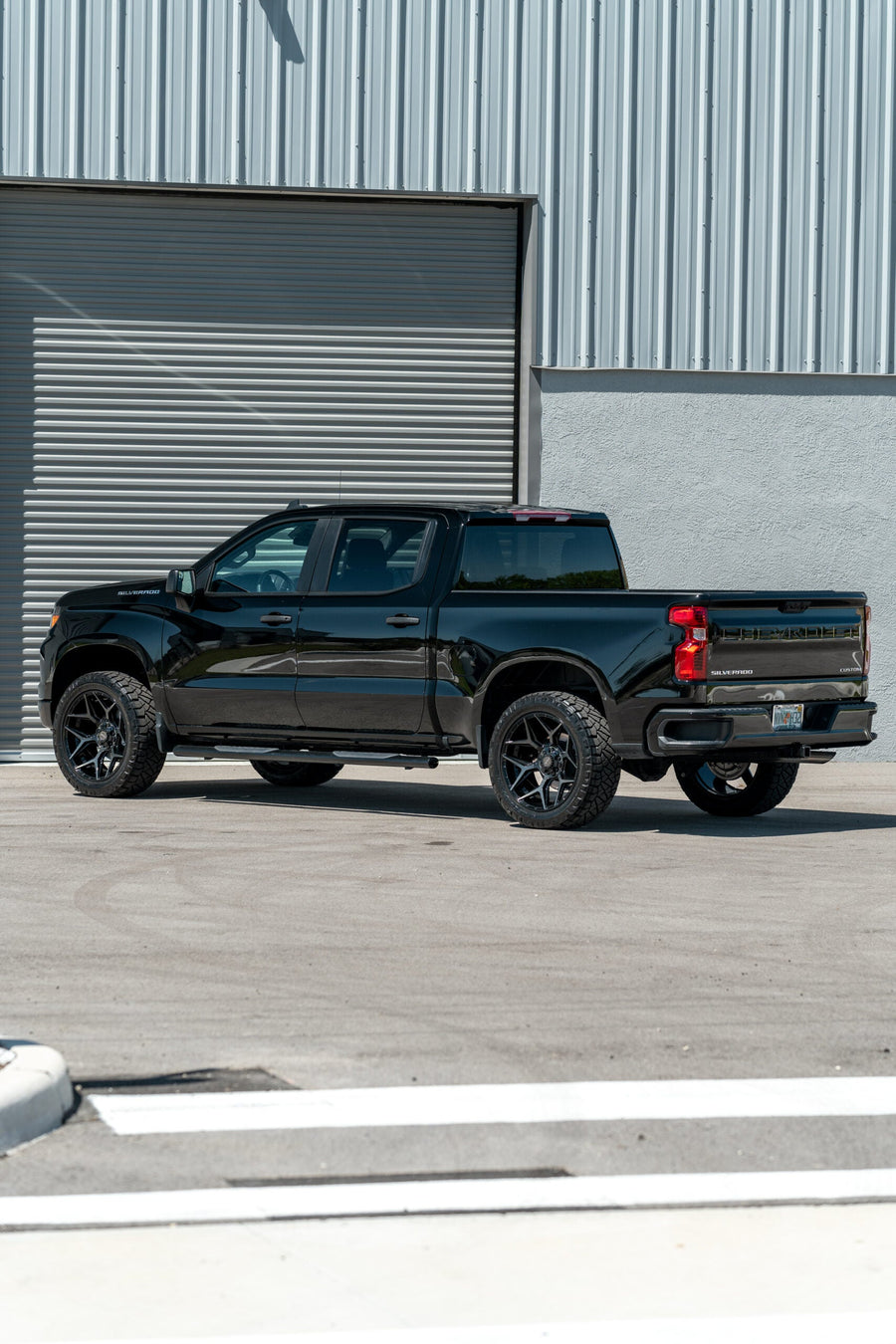 CHEVROLET SILVERADO 4PLAY WHEELS RIMS 4P06 22X10 285X50X22 TOYO TIRES