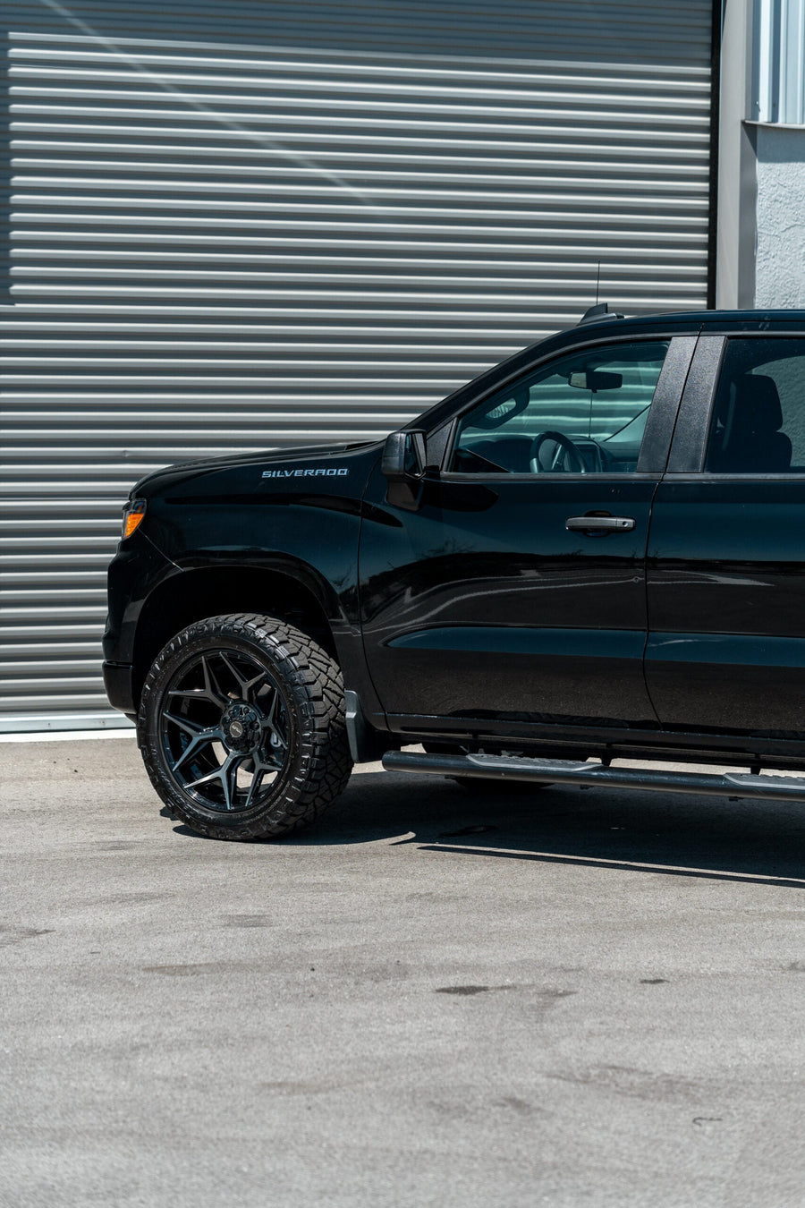 CHEVROLET SILVERADO 4PLAY WHEELS RIMS 4P06 22X10 285X50X22 TOYO TIRES