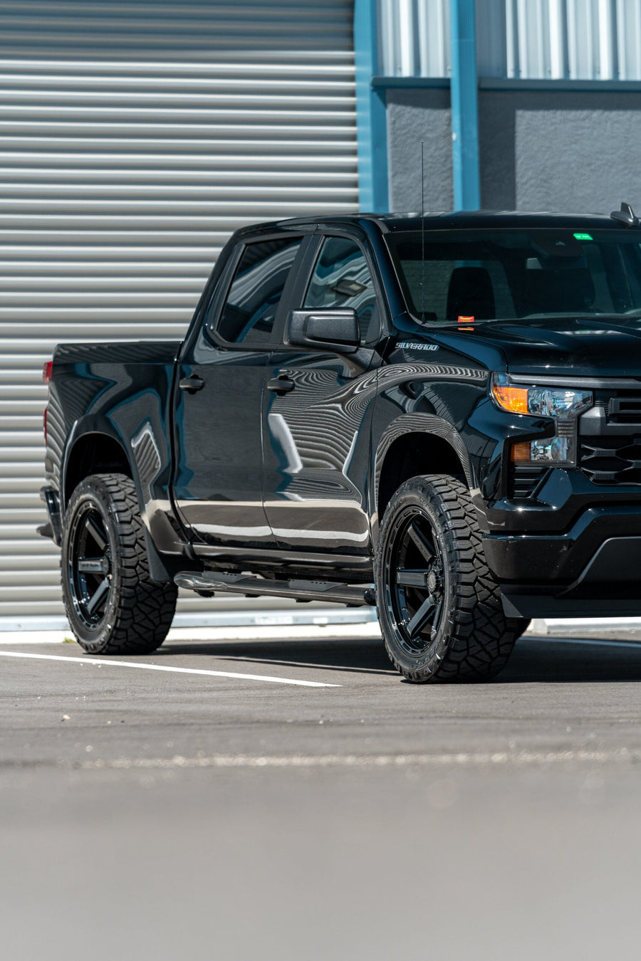 CHEVROLET SILVERADO 4PLAY WHEELS RIMS 4P63 22X10 285X50X22 TOYO TIRES
