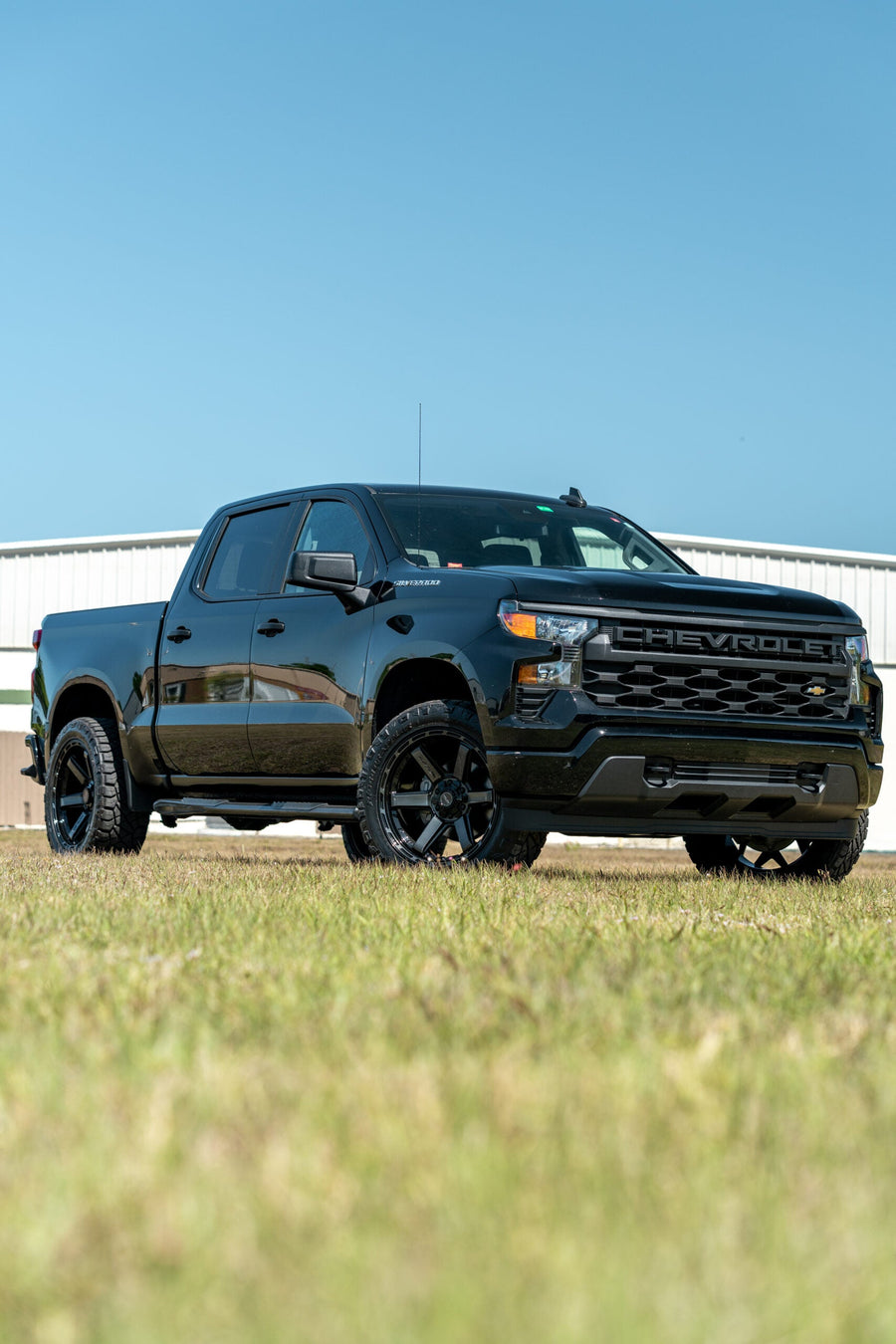 CHEVROLET SILVERADO 4PLAY WHEELS RIMS 4P63 22X10 285X50X22 TOYO TIRES
