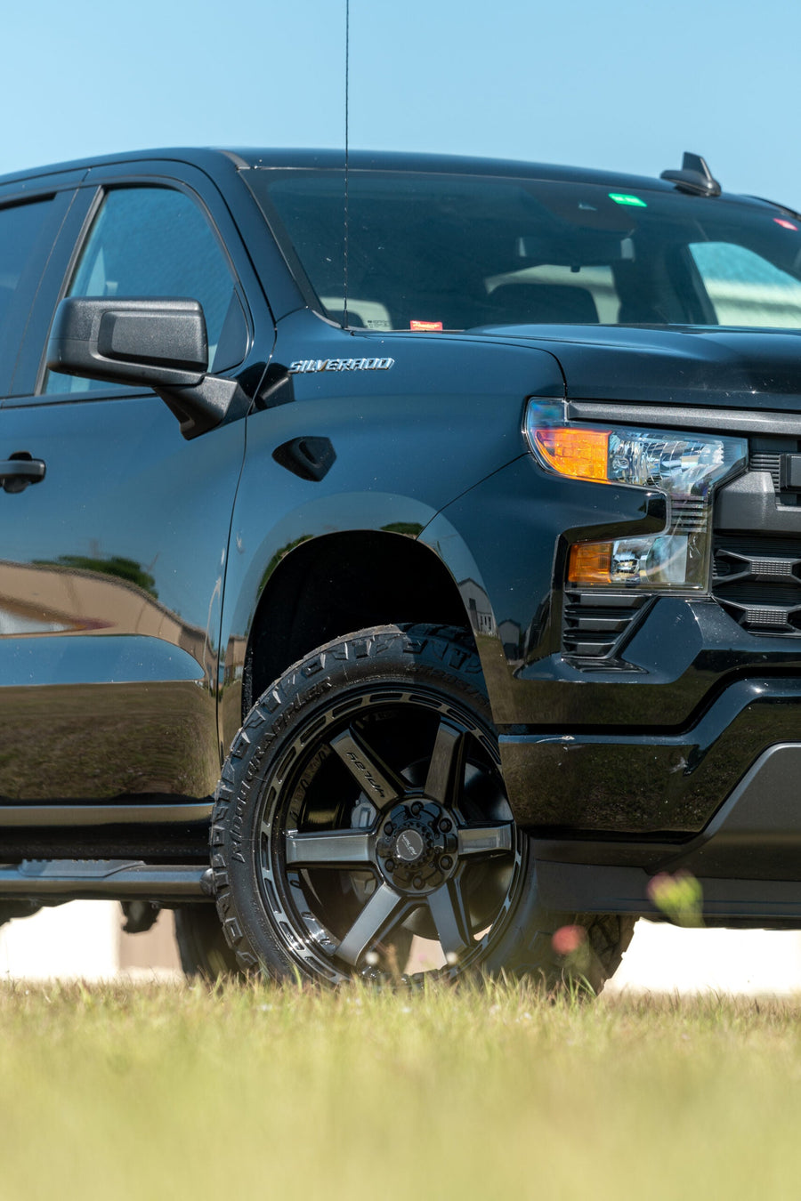 CHEVROLET SILVERADO 4PLAY WHEELS RIMS 4P63 22X10 285X50X22 TOYO TIRES