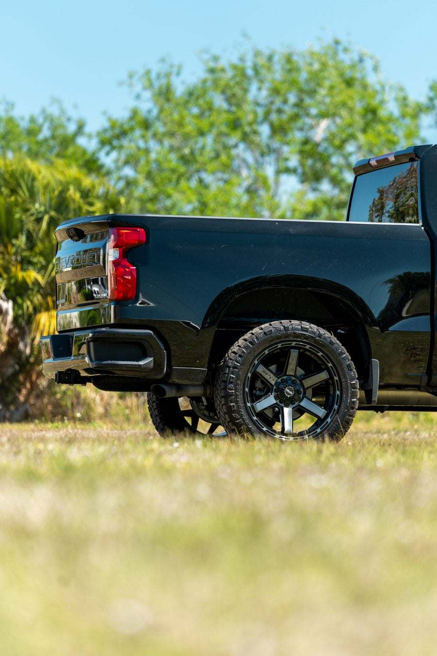 CHEVROLET SILVERADO 4PLAY WHEELS RIMS 4P63 22X10 285X50X22 TOYO TIRES