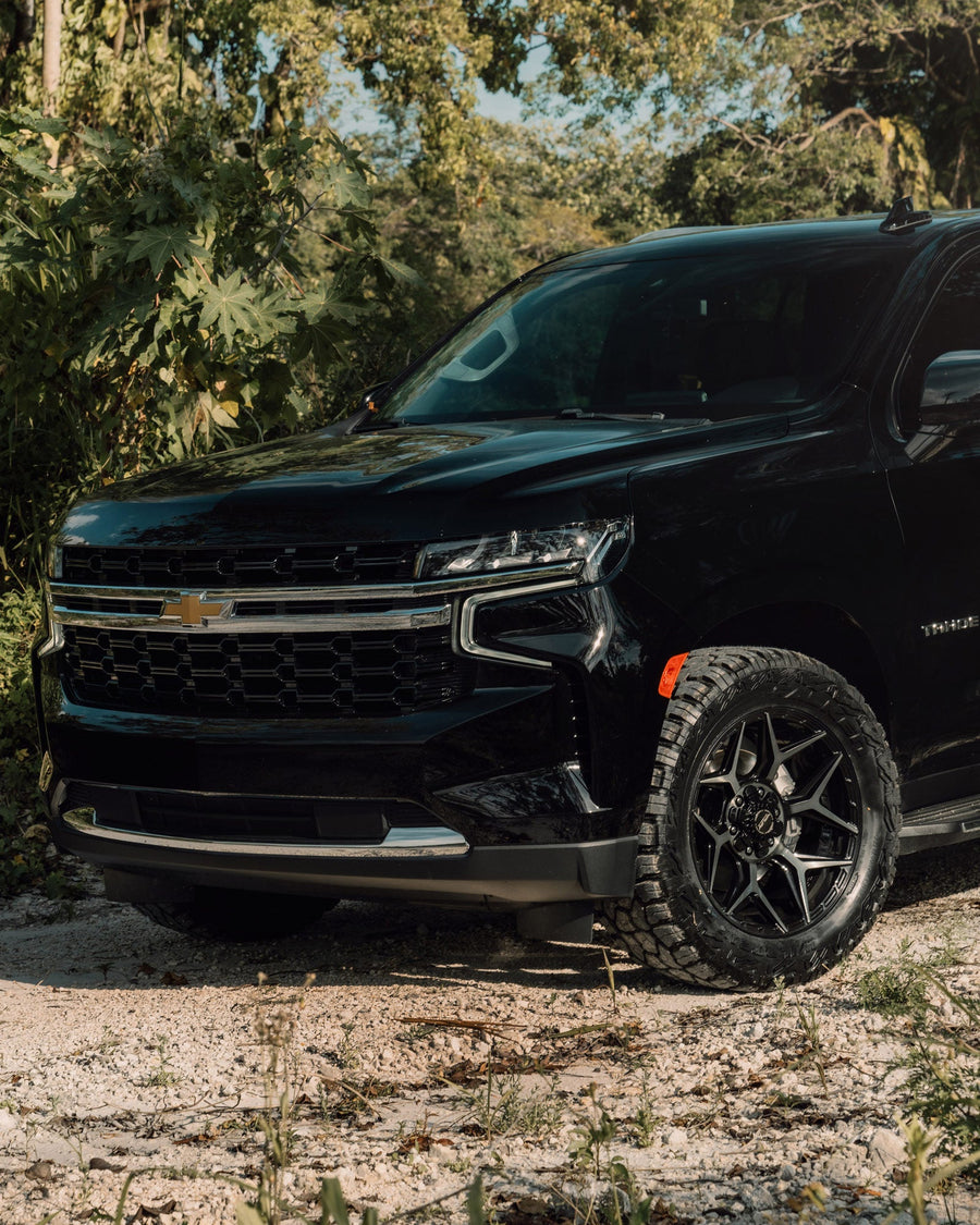 CHEVROLET TAHOE 4PLAY WHEELS 4P06 20X9 0 OFFSET 33X12.5X20 FALKEN TIRES STOCK SUSPENSION