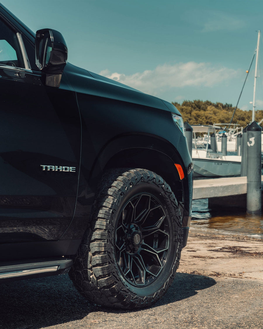 CHEVROLET TAHOE 4PLAY WHEELS 4P83 20X9 0 OFFSET 33X12.5X20 FALKEN TIRES STOCK SUSPENSION