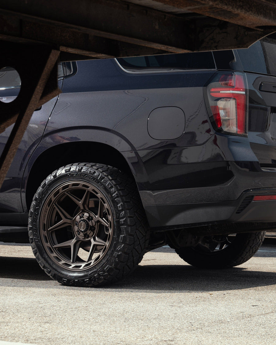 CHEVROLET TAHOE RIMS 4PLAY WHEELS 4P55 BRONZE 22X10 285X50X22 NITTO TIRES STOCK SUSPENSION