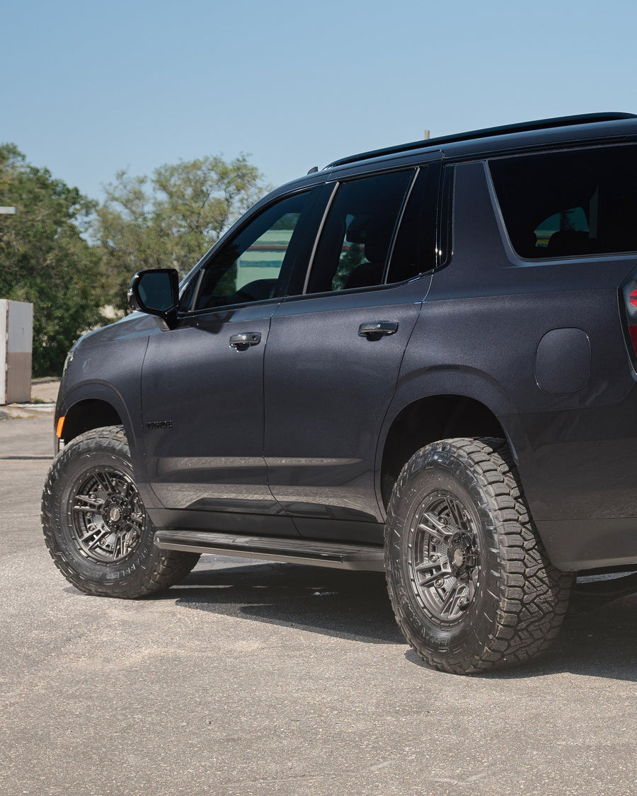 CHEVROLET TAHOE RIMS 4PLAY WHEELS 4PS01 17X9 33X12.5X17 NITTO TIRES STOCK SUSPENSION