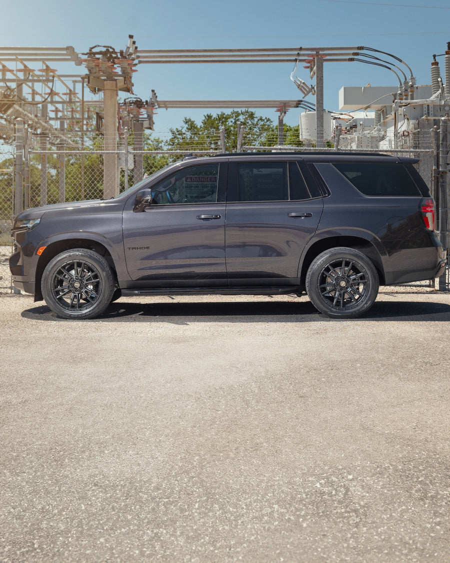 CHEVROLET TAHOE RIMS 4PLAY WHEELS 4PS20 22X10 305X45X22 TOYO TIRES STOCK SUSPENSION