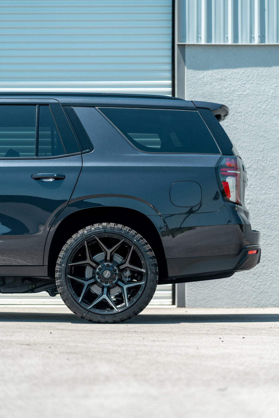 CHEVROLET TAHOE Z71 4PLAY WHEELS 4P06 24X12 33X12.5X24 RBP TIRES