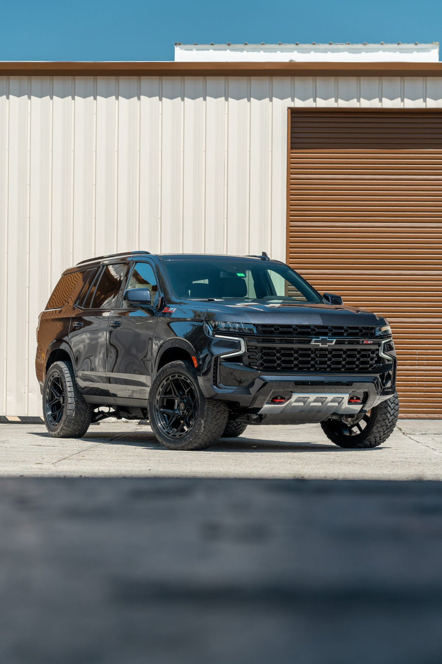 CHEVROLET TAHOE Z71 4PLAY WHEELS 4P55 22X10 33X12.5X22 TOYO TIRES