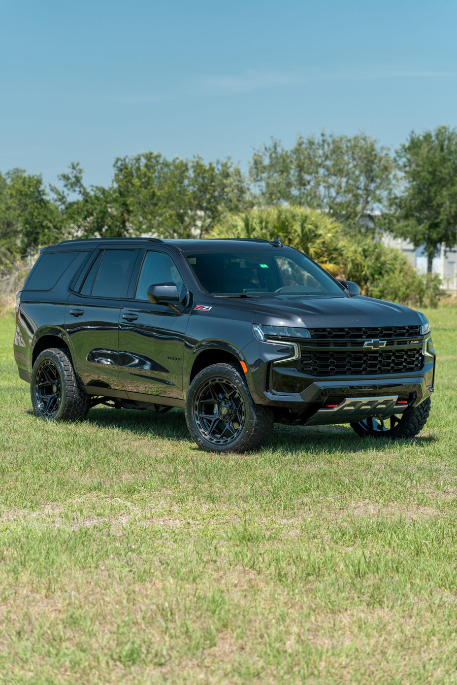 CHEVROLET TAHOE Z71 4PLAY WHEELS 4P55 22X10 33X12.5X22 TOYO TIRES