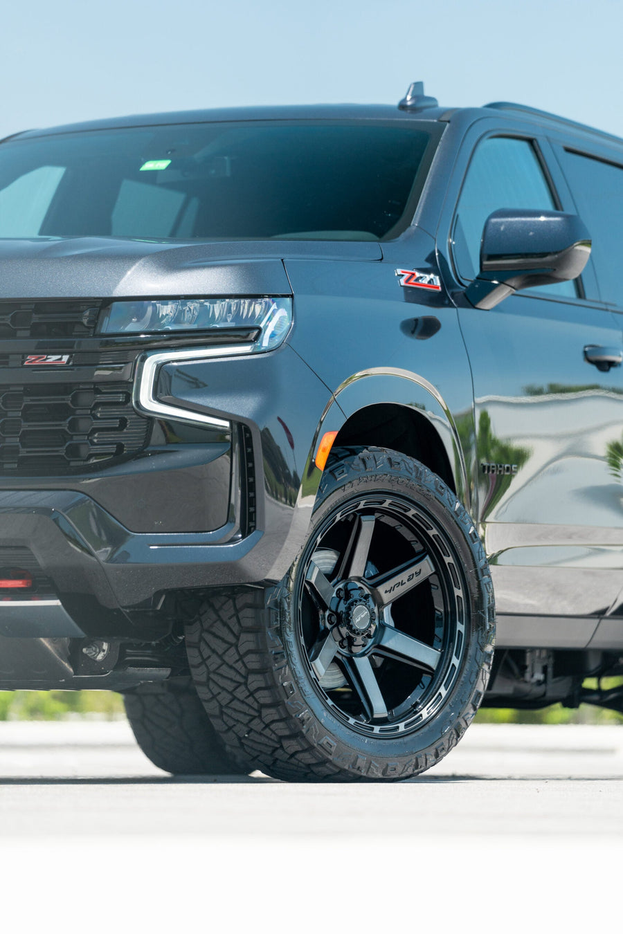 CHEVROLET TAHOE Z71 4PLAY WHEELS 4P63 22X10 285X50X22 NITTO TIRES