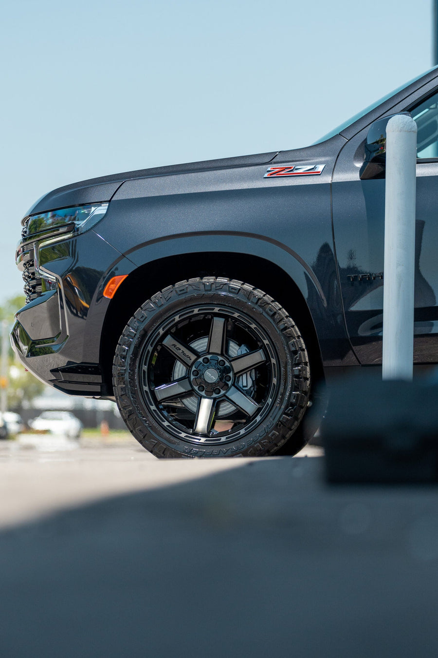 CHEVROLET TAHOE Z71 4PLAY WHEELS 4P63 22X10 285X50X22 NITTO TIRES