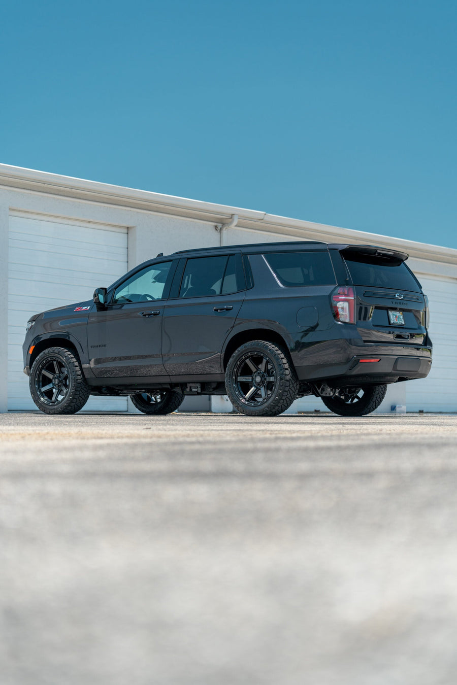 CHEVROLET TAHOE Z71 4PLAY WHEELS 4P63 22X10 285X50X22 NITTO TIRES