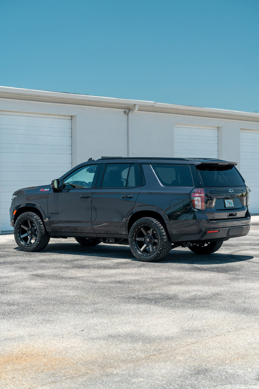 CHEVROLET TAHOE Z71 4PLAY WHEELS 4P63 22X10 285X50X22 NITTO TIRES