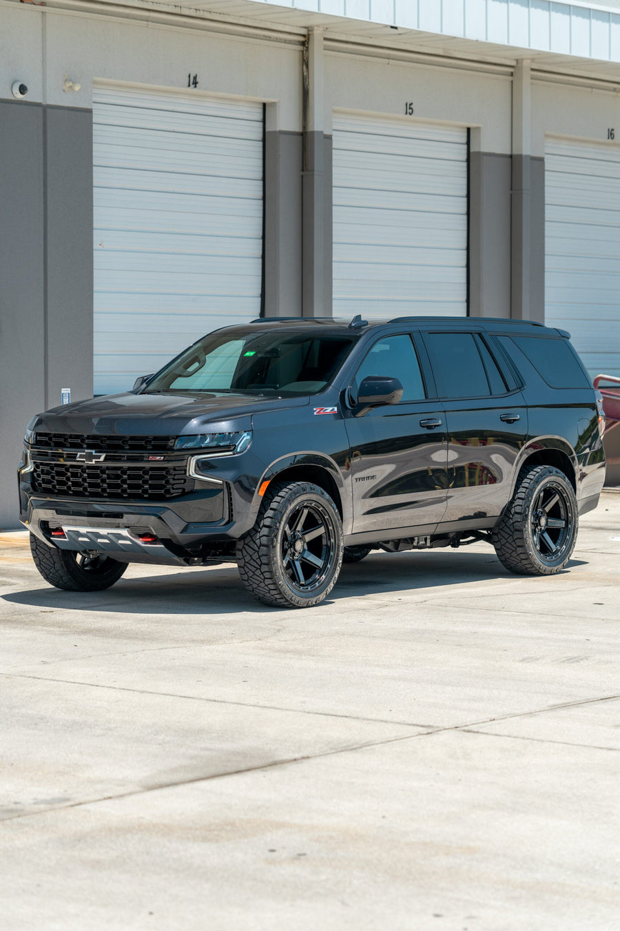 CHEVROLET TAHOE Z71 4PLAY WHEELS 4P63 22X10 285X50X22 NITTO TIRES