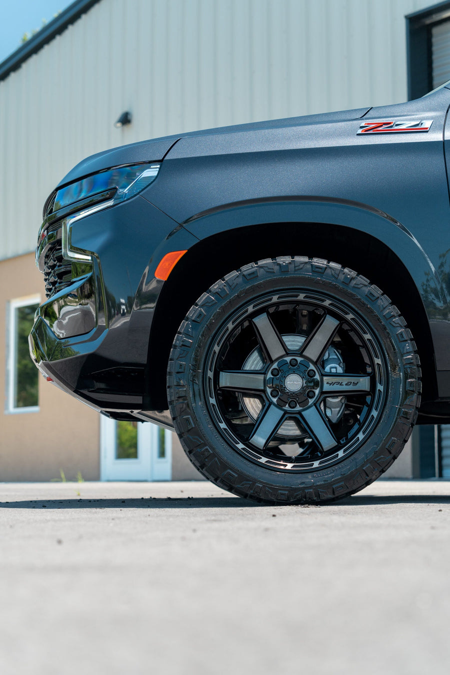 CHEVROLET TAHOE Z71 4PLAY WHEELS 4P63 22X10 285X50X22 NITTO TIRES