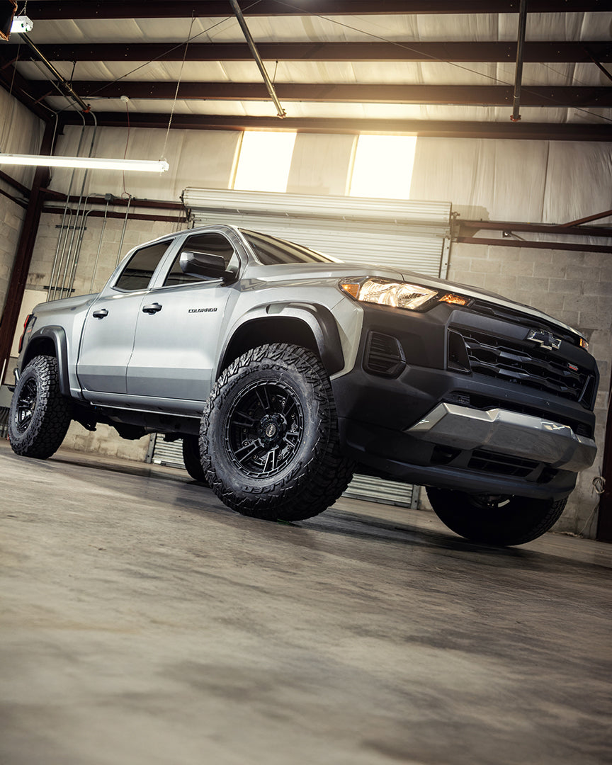 Chevrolet Colorado Trail Boss 4PLAY Wheels S01 17x9 Rims 285x75x17 Falken Wildpeak Tires Stock Suspension
