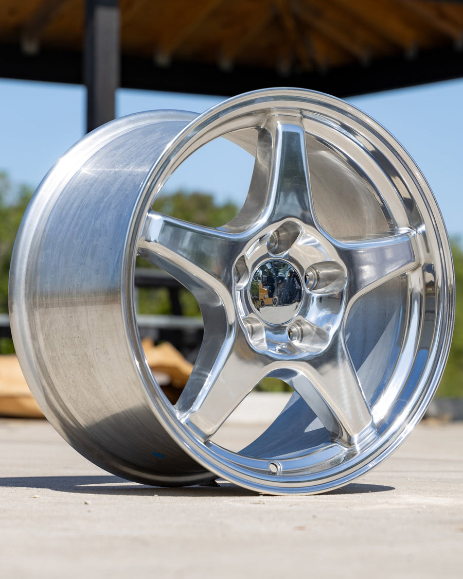 OE Wheels CV01 Lifestyle Photos