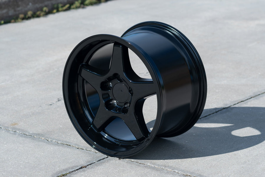 OE Wheels CV01 Lifestyle Photos