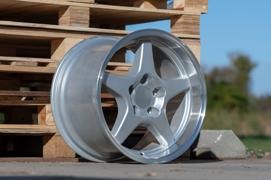 OE Wheels CV01 Lifestyle Photos
