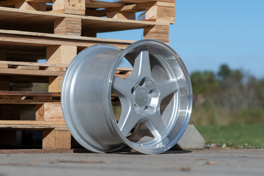 OE Wheels CV01 Lifestyle Photos