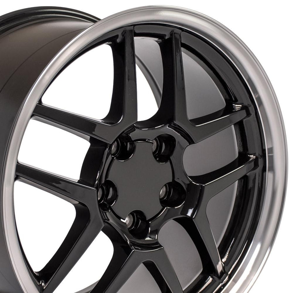 18x10.5 CV04 Gloss Black Machined Lip - 5x120.65 +56ET