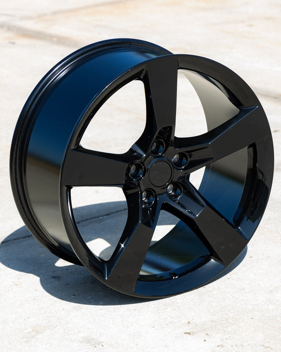 OE Wheels CV11 Lifestyle Photos