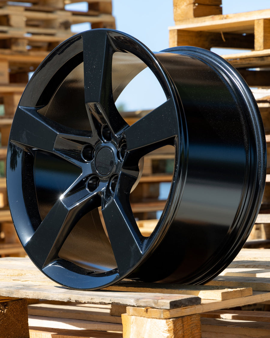 OE Wheels CV11 Lifestyle Photos