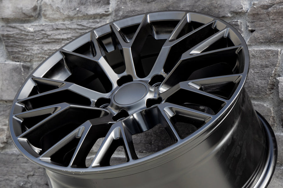 OE Wheels CV22 Lifestyle Photos