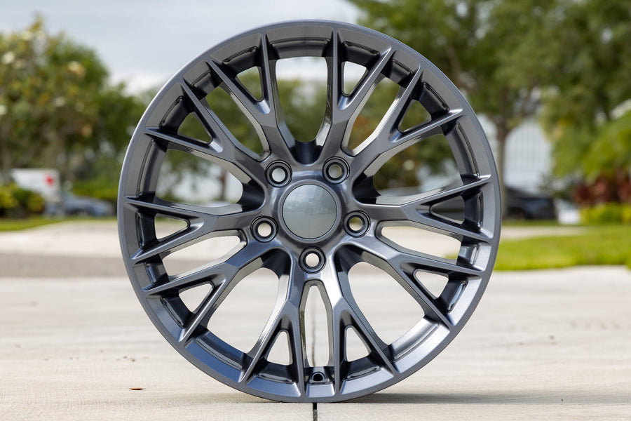 OE Wheels CV22 Lifestyle Photos