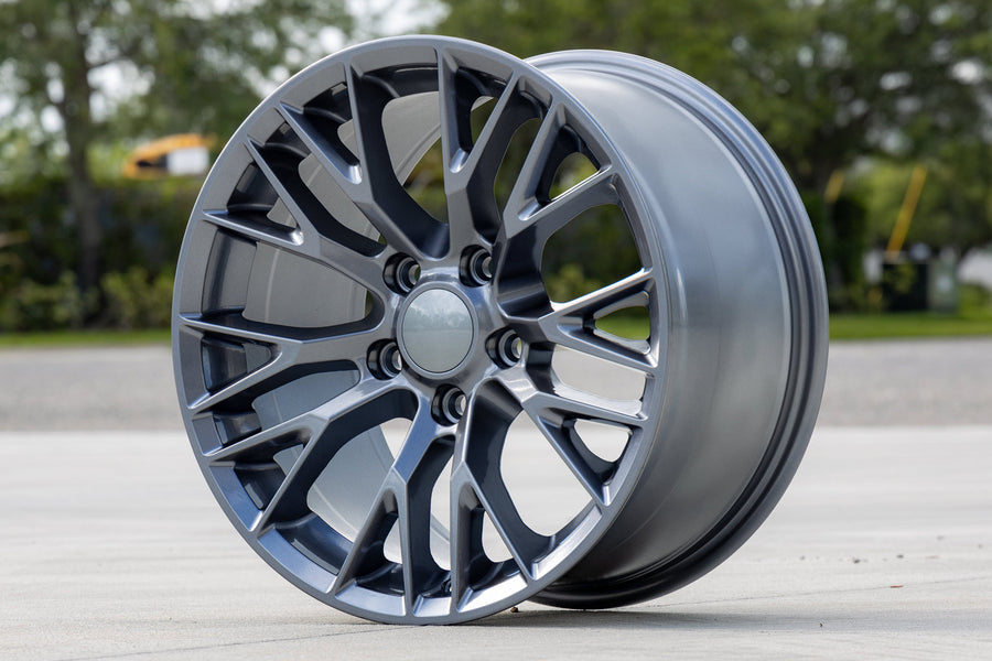 OE Wheels CV22 Lifestyle Photos