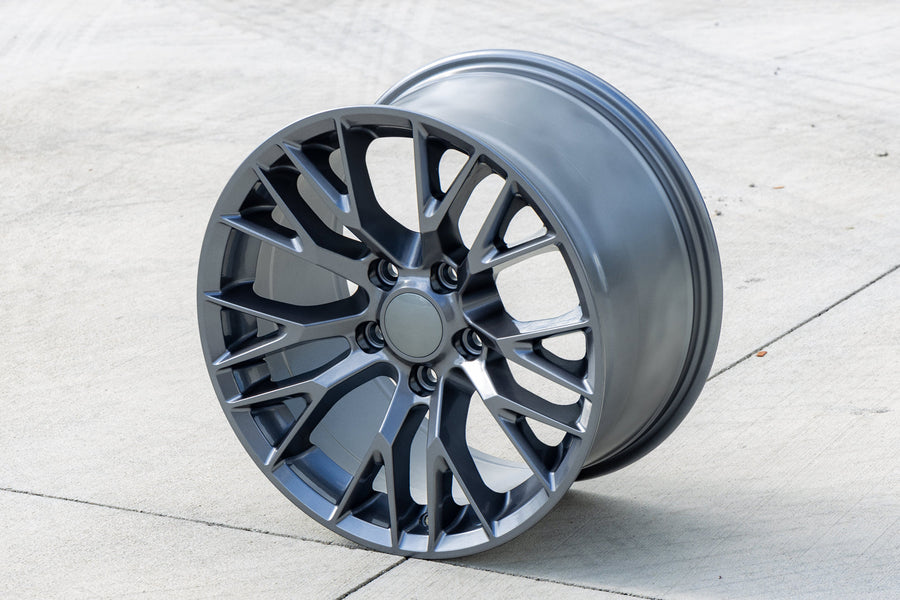 OE Wheels CV22 Lifestyle Photos