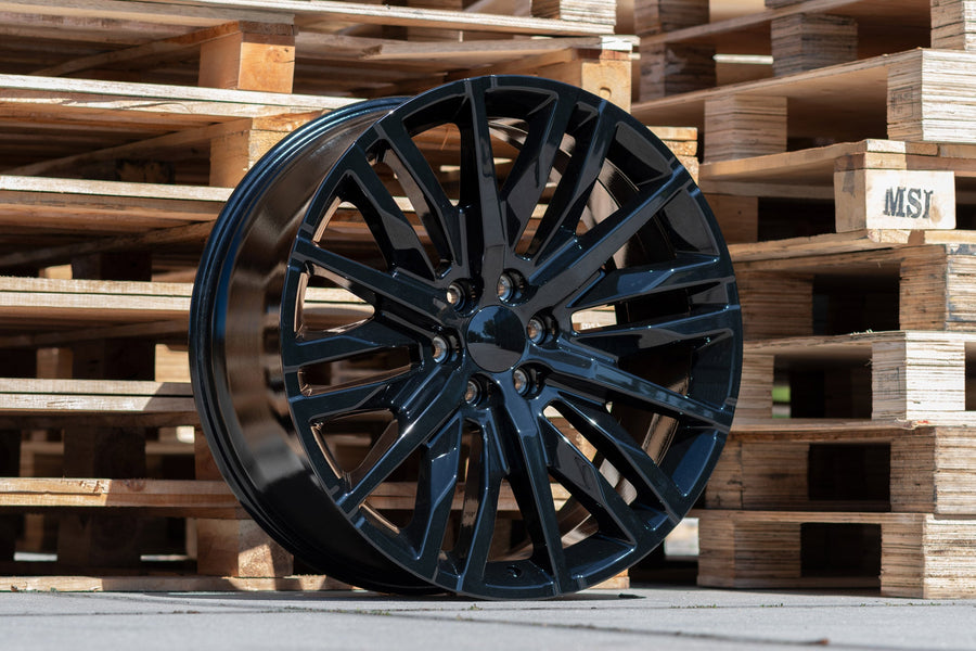 OE Wheels CV33 Lifestyle Photos