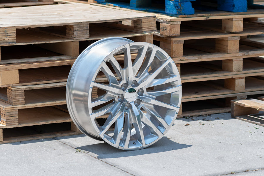 OE Wheels CV33 Lifestyle Photos