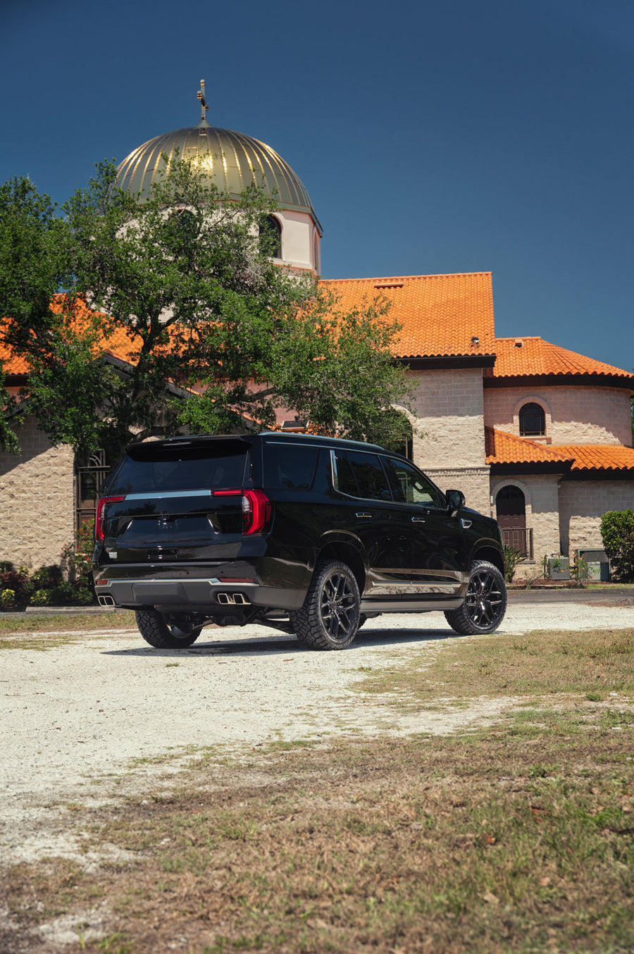 Fits GMC Yukon Denali Rims OE Wheels Gloss Black CV62 22x9 285-45r22 Sailun TerraMax RT